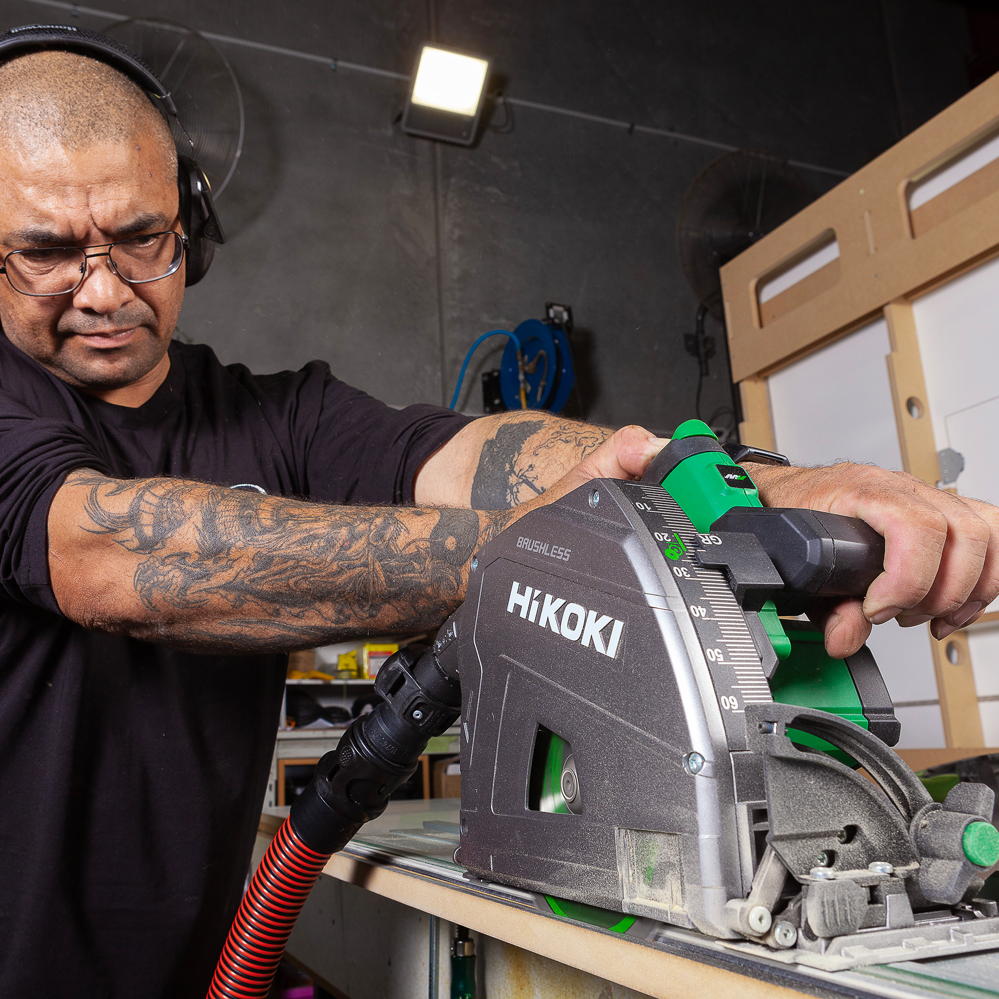 HiKOKI 36V 165mm Plunge Cut Saw - Bare Tool - Image 2