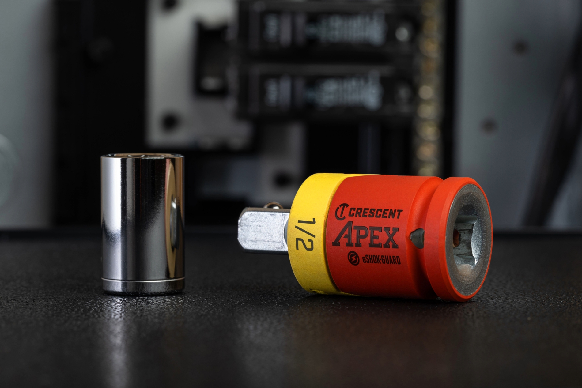 Crescent eSHOK-GUARD™ 1/2 x 2-1/2 in. Socket Isolator - Image 2