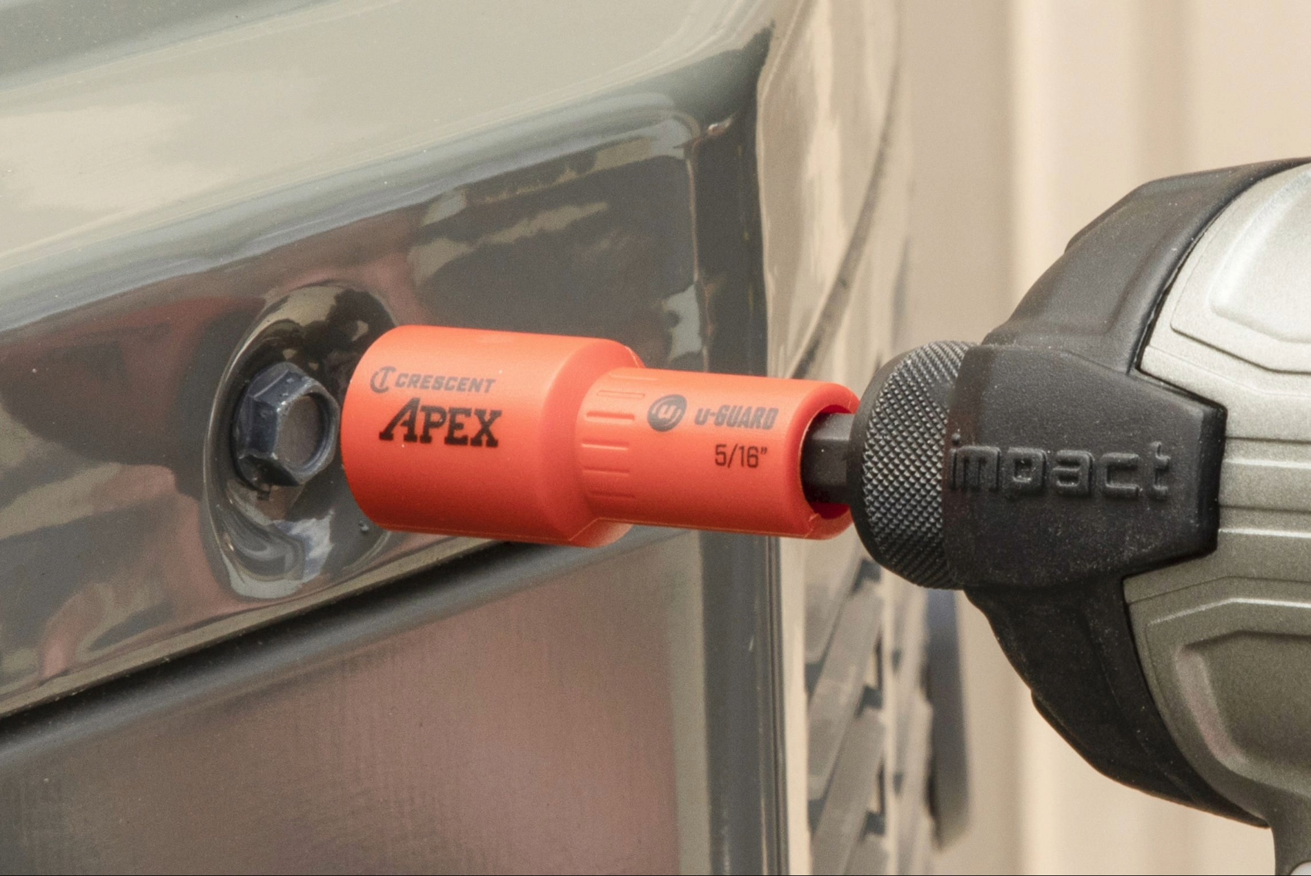 Crescent 5/16in. u-GUARDâ„¢ Covered Magnetic Nutsetter - Image 4