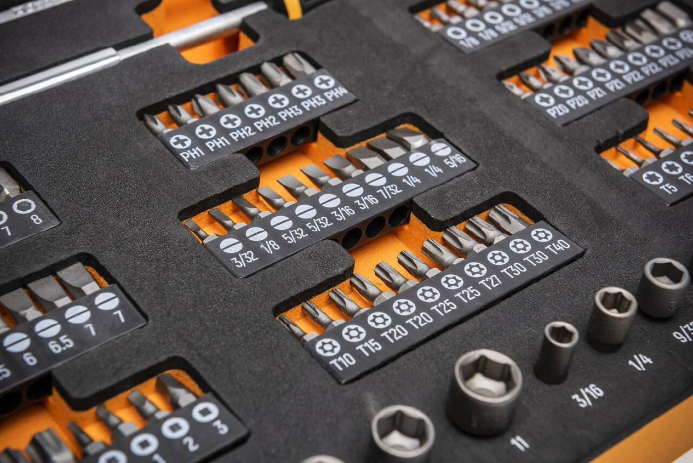 GEARWRENCH 105Pc 1/4in. Drive Slim Head Mechanics Tool Set in EVA Tray - Image 3