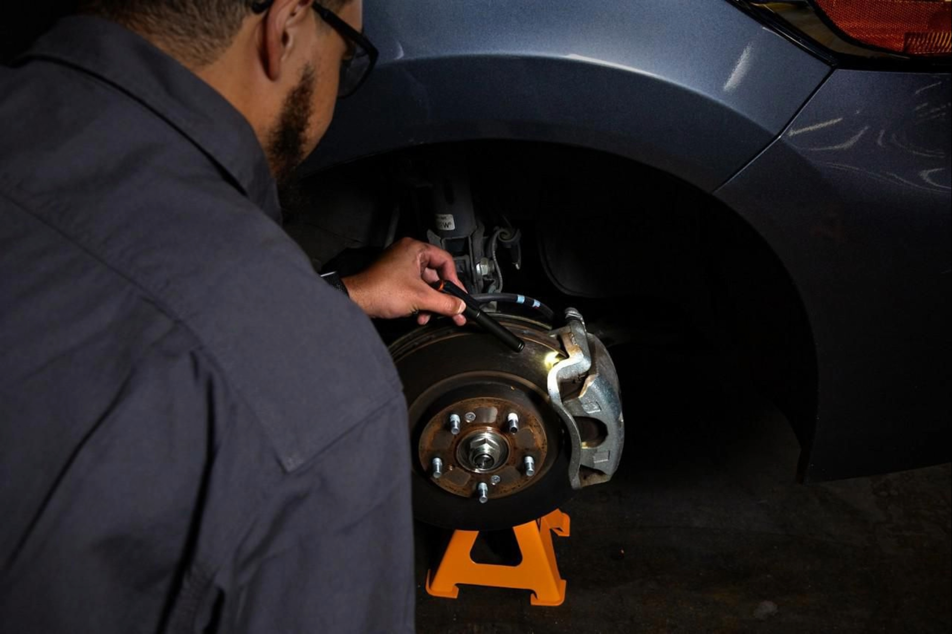 GEARWRENCH Rechargeable Pen Light - Image 4