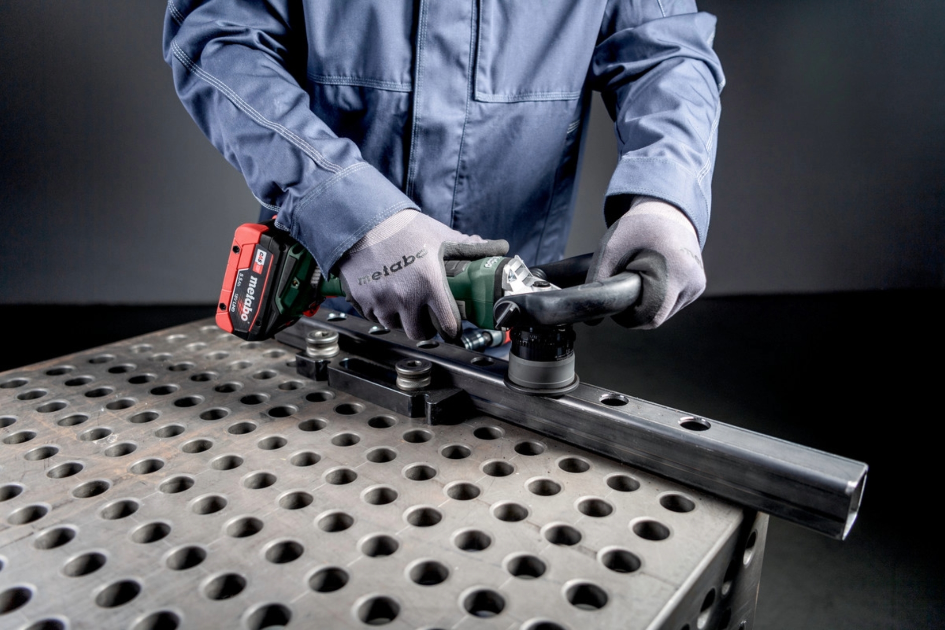 Metabo18V Brushless Variable Speed Bevelling Machine - Bare Tool - Image 2