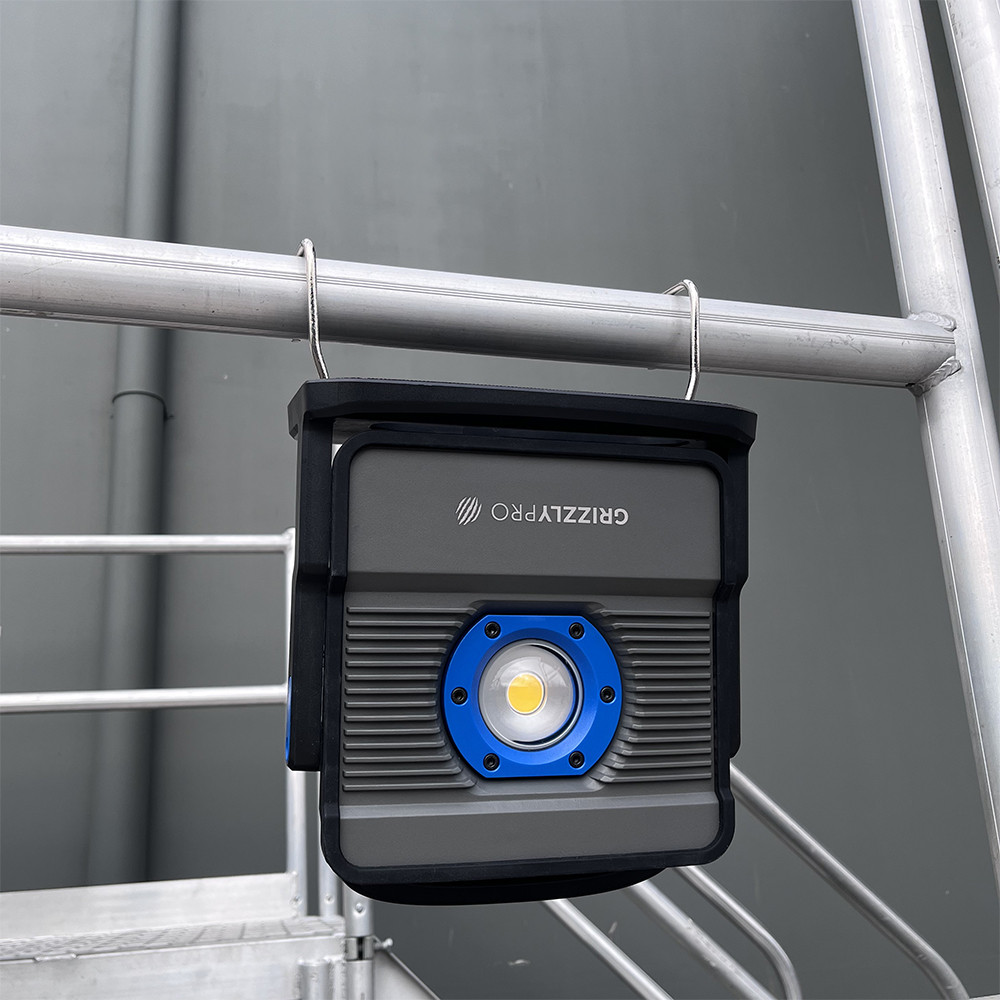 GrizzlyPRO MACH 2 5000 Lumen Hybrid LED Work Light - Image 4