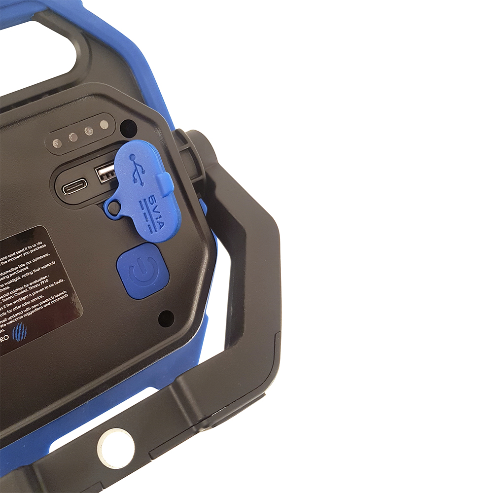 GrizzlyPRO 2200 Lumen Polar Pro LED Rechargeable Work Light - Image 2