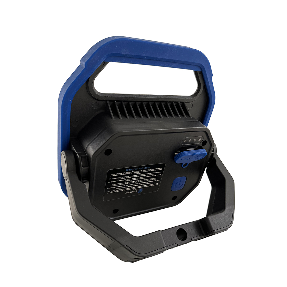 GrizzlyPRO 3800 Lumen Polar Pro LED Rechargeable Work Light - Image 2