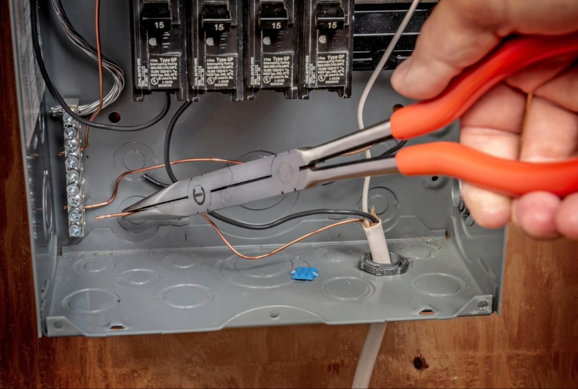 Crescent 2Pc X2™ Straight & Bent Long Nose Dipped Plier Set - Image 3