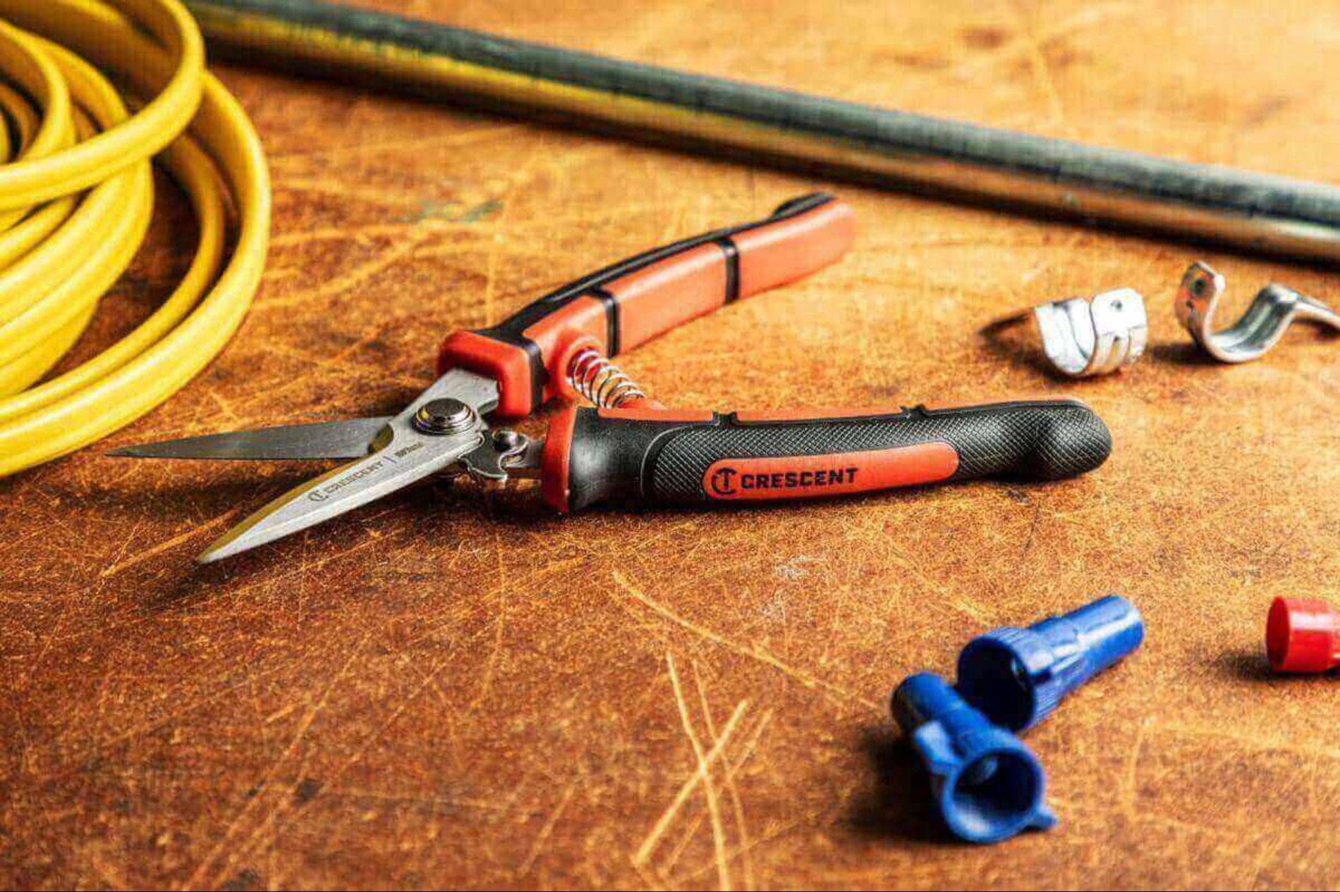 Crescent 215mm/8-1/2in. Easy Snip Utility Shear - Image 5